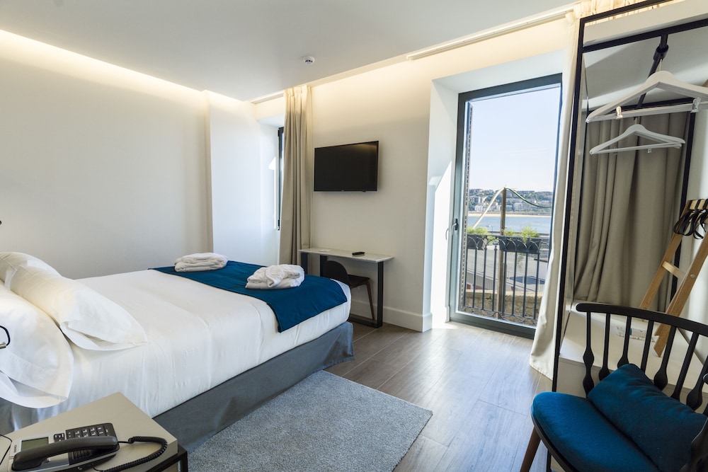 Hotel SANSEbay 30/74