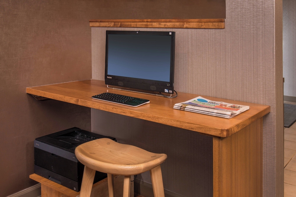 Springhill Suites Herndon Reston 44/50