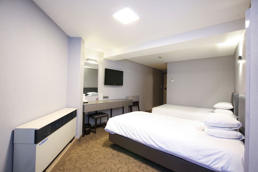 Standard, Twin Beds, No Parking