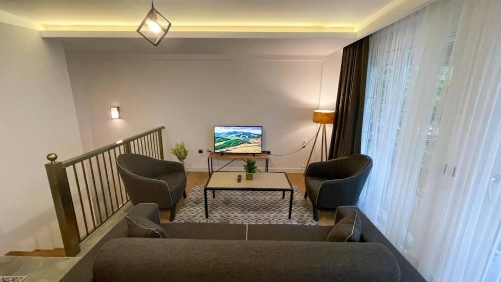 Life Hotel 30/50