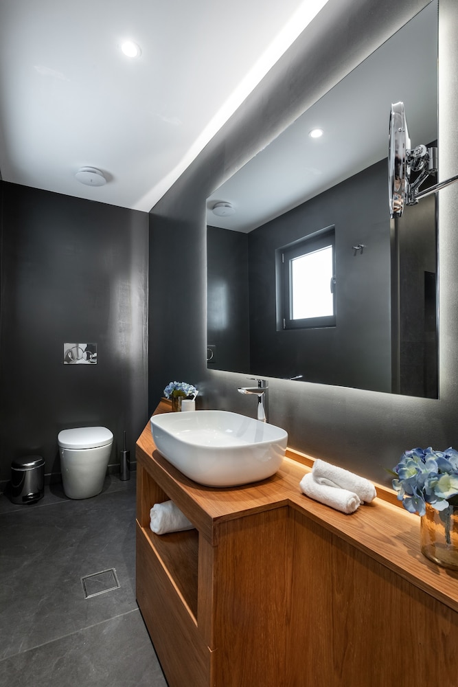 Days City Suites 56/57