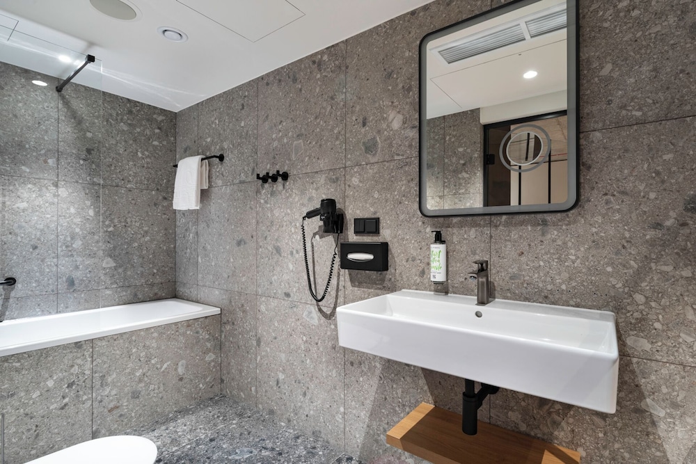 Qubus Hotel Katowice 48/51