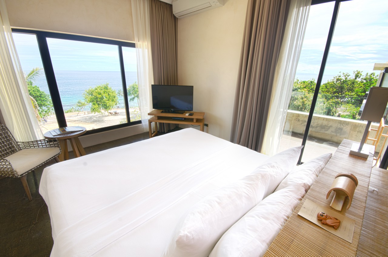 One Bedroom Seaview Suite