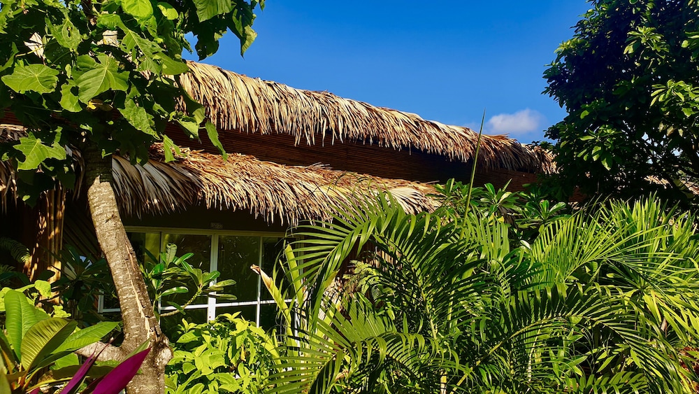 Oasis Lipe Resort 63/66