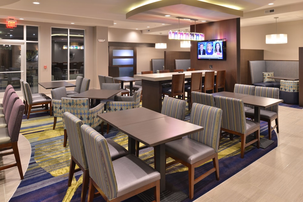 Springhill Suites Raleigh Cary 26/32
