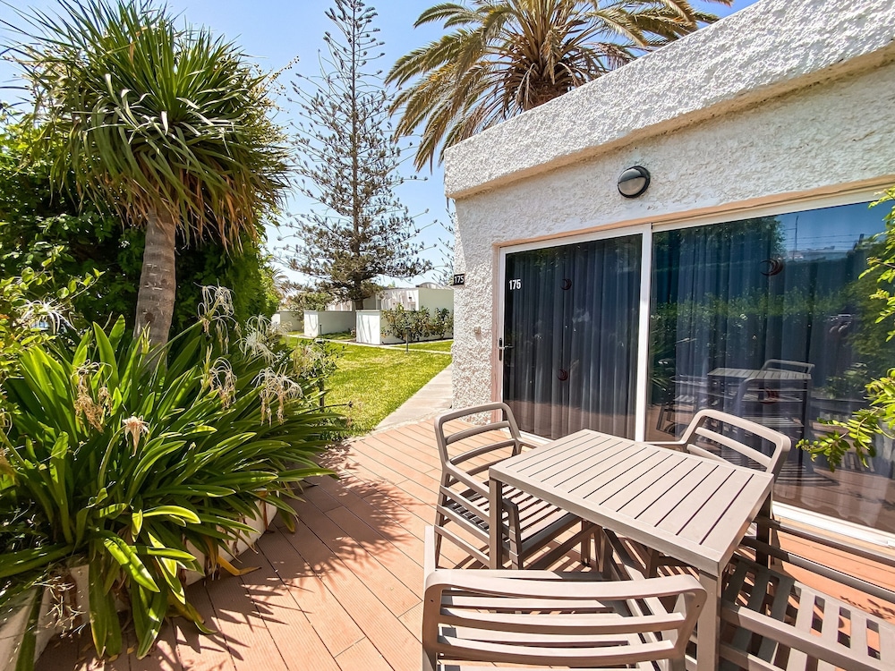 Cordial Biarritz Bungalows 10/69