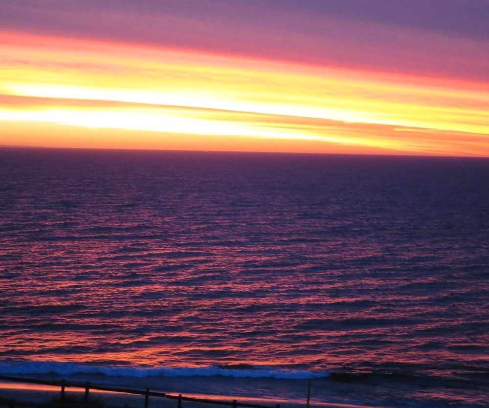 Ocean Beach Hotel 41/45