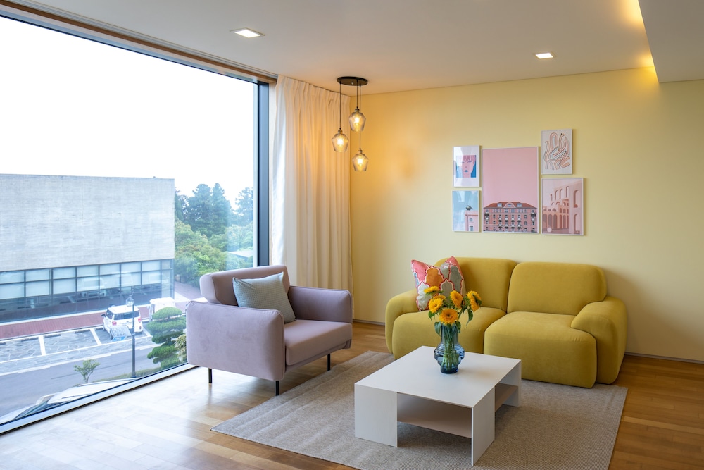 Velum Resort 37/58