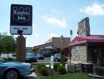 Knights Inn Rossford 11/11