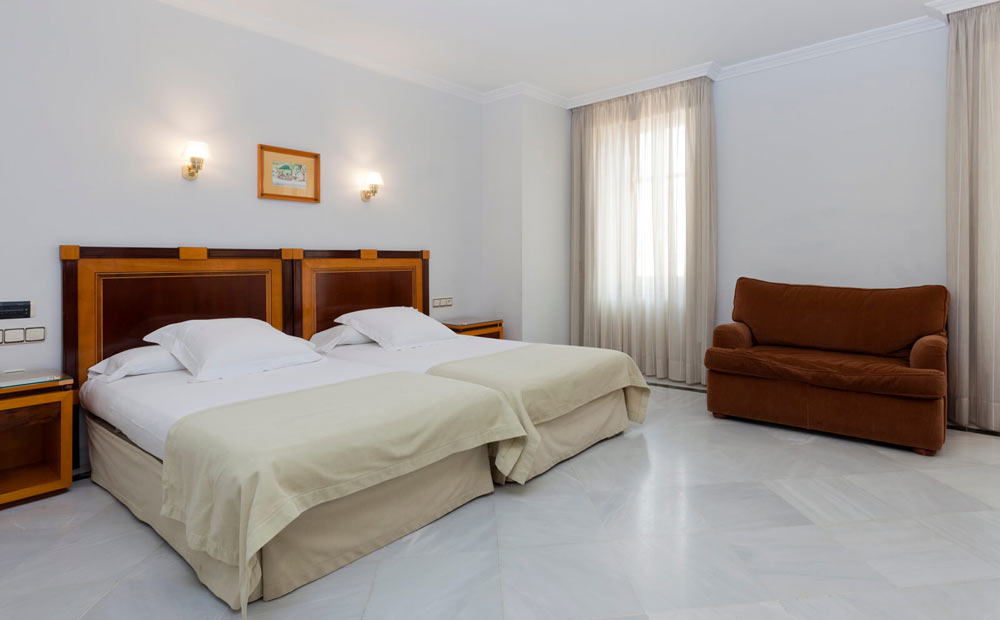Don Curro Hotel 12/46