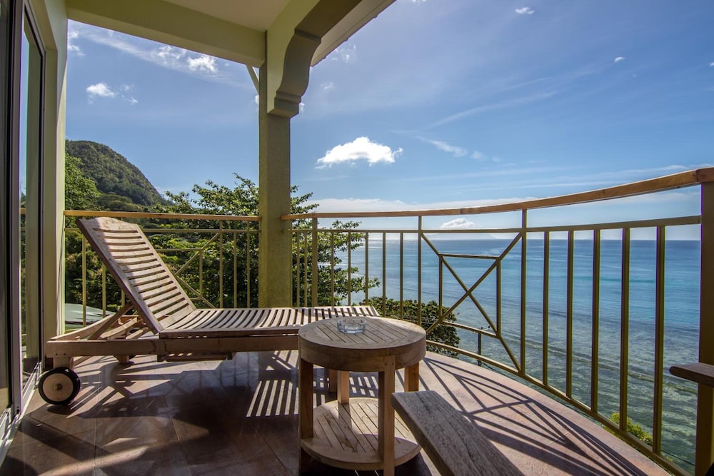 Treasure Cove Hotel 31/58