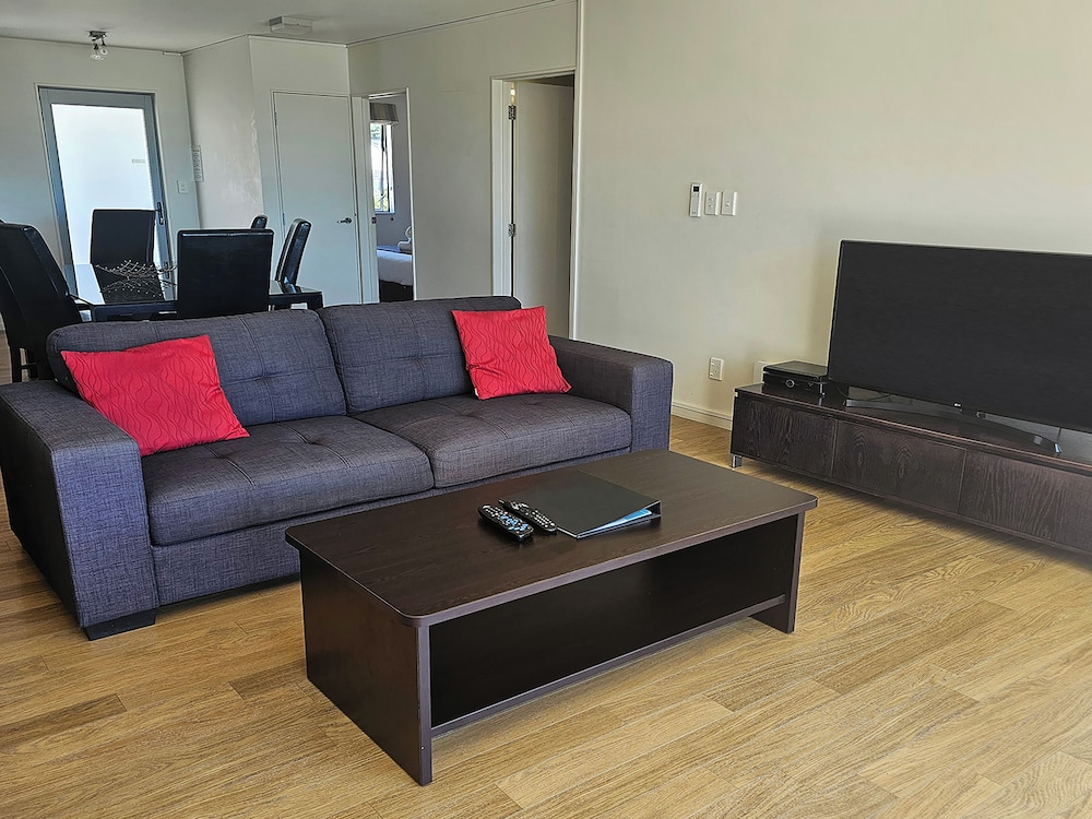 Sea Spray Suites 31/61