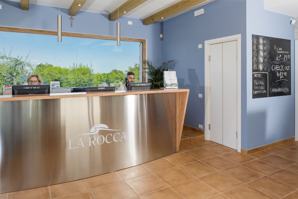 La Rocca Camping Village 5/50