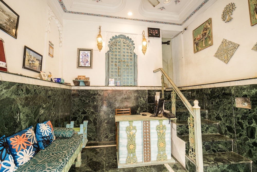 The Lake View Hotel – On Lake Pichola 5/50