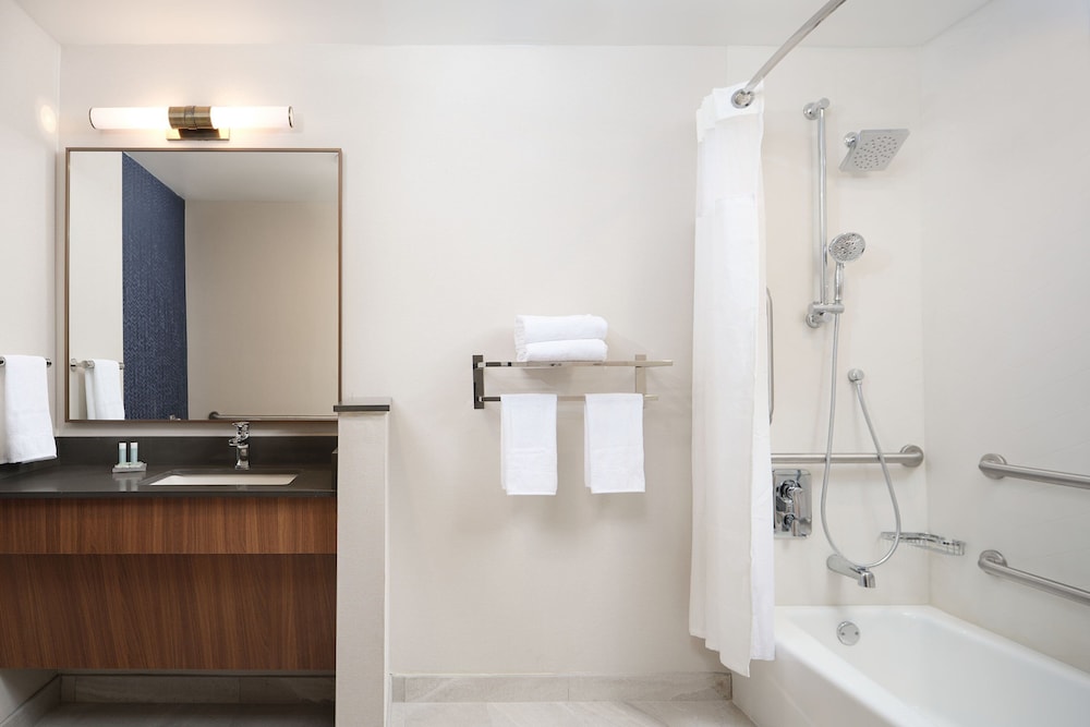 Fairfield Inn & Suites Fort Lauderdale Northwest 27/27