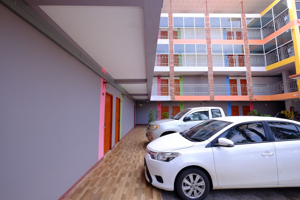 Livable Hotel 21/23