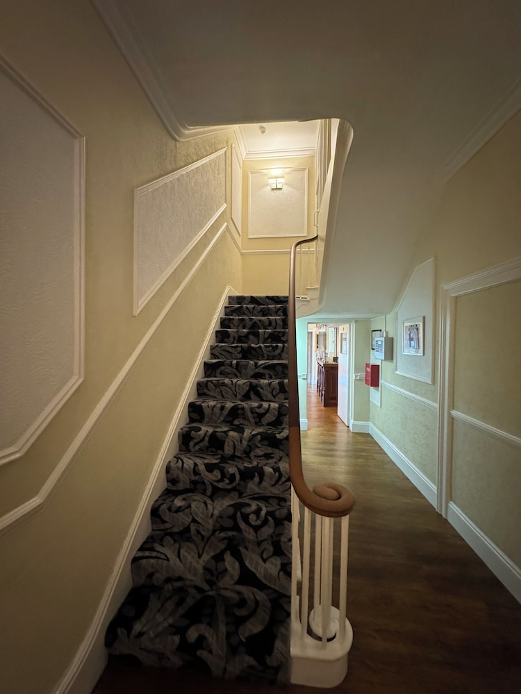 The Winchmore Hotel 16/46