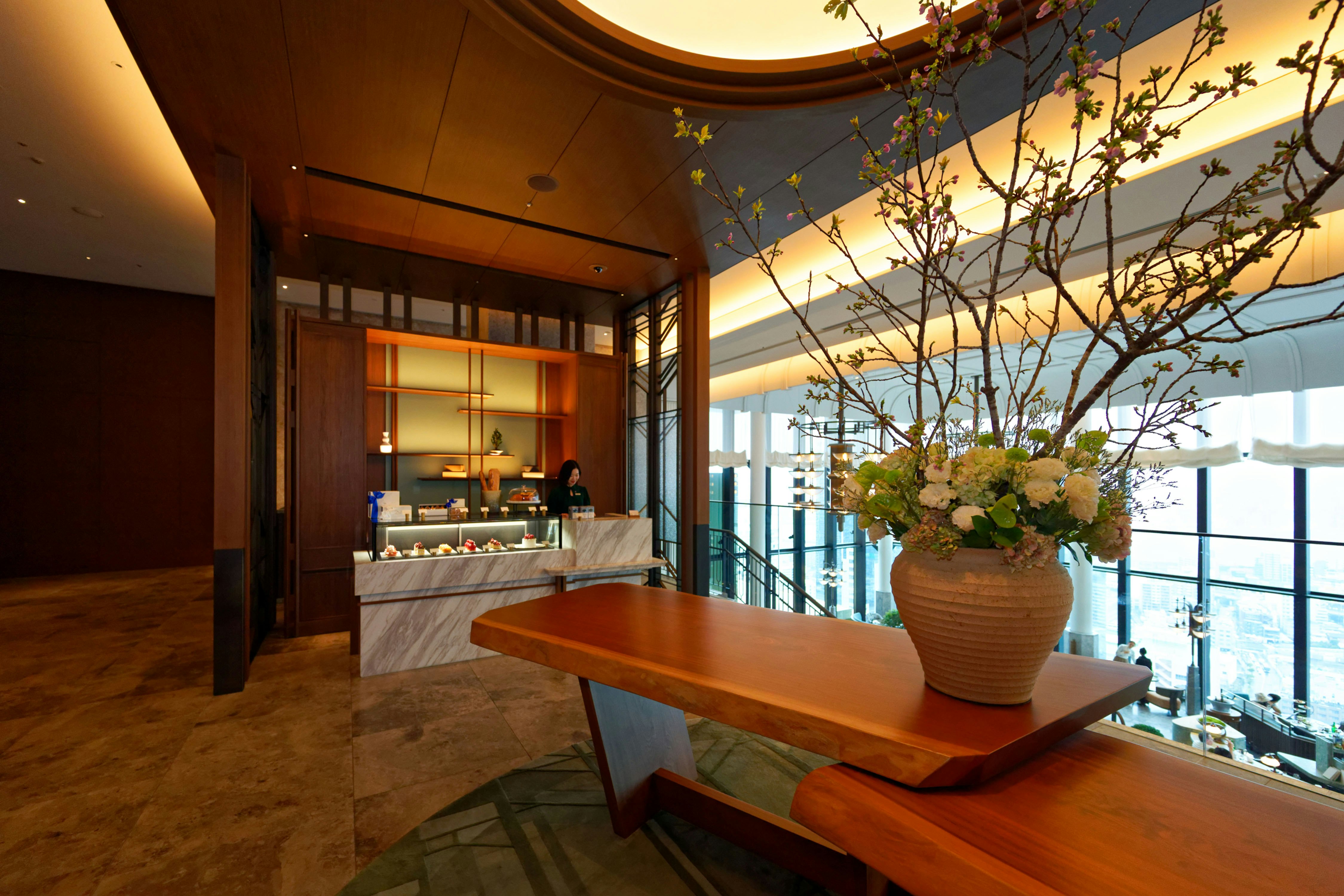 Waldorf Astoria Osaka 35/56