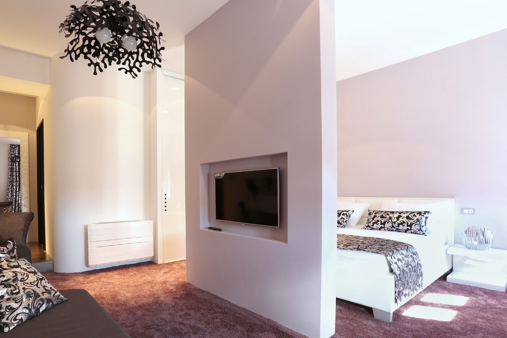 Starlight luxury rooms 34/50