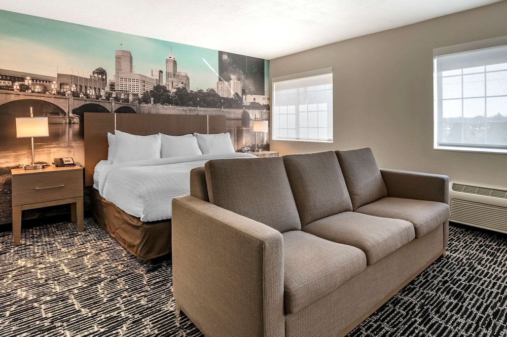 Clarion Pointe Indianapolis Airport 42/64
