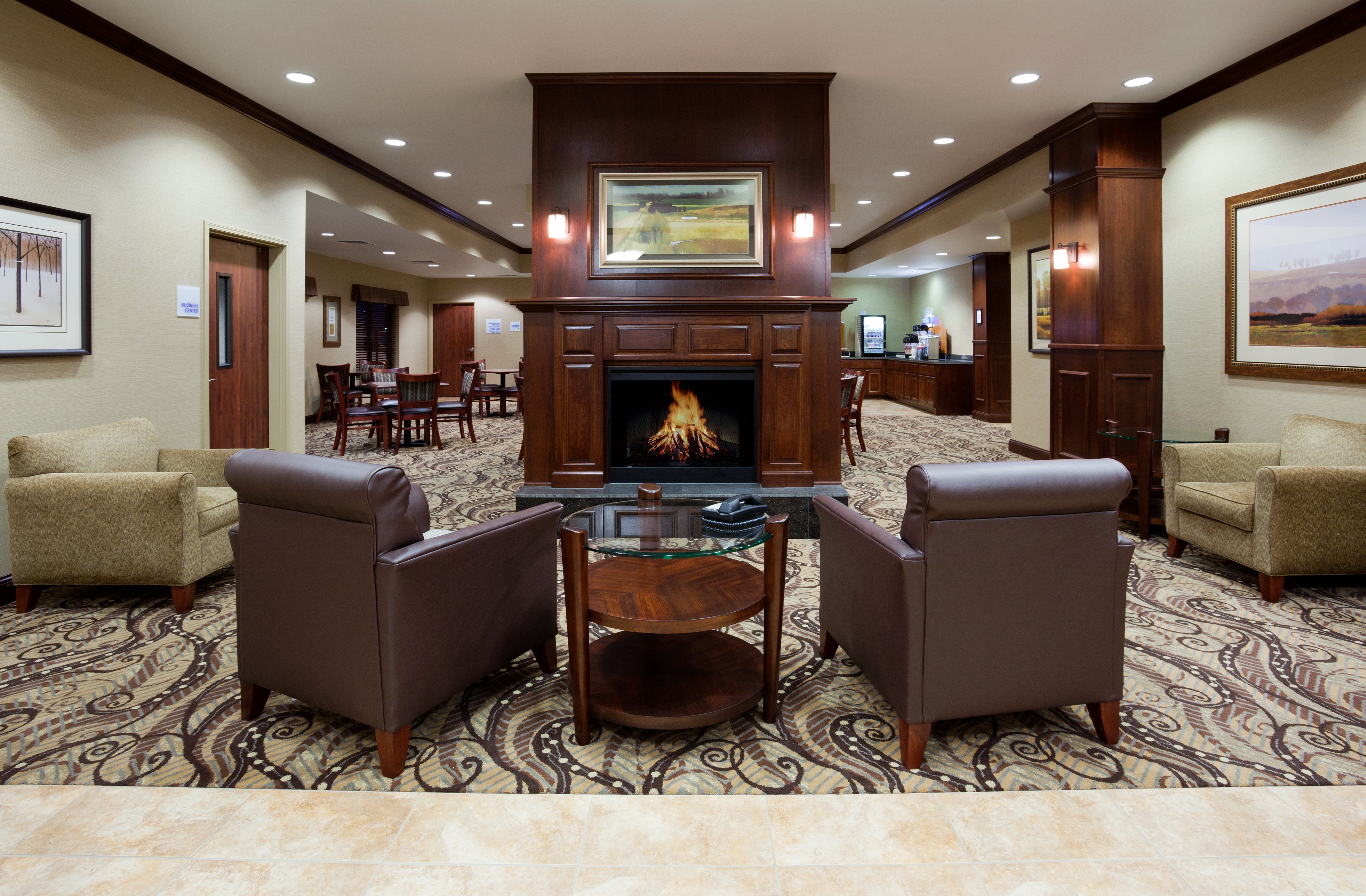 Holiday Inn Express Hotel And Suites Mason City 51/76