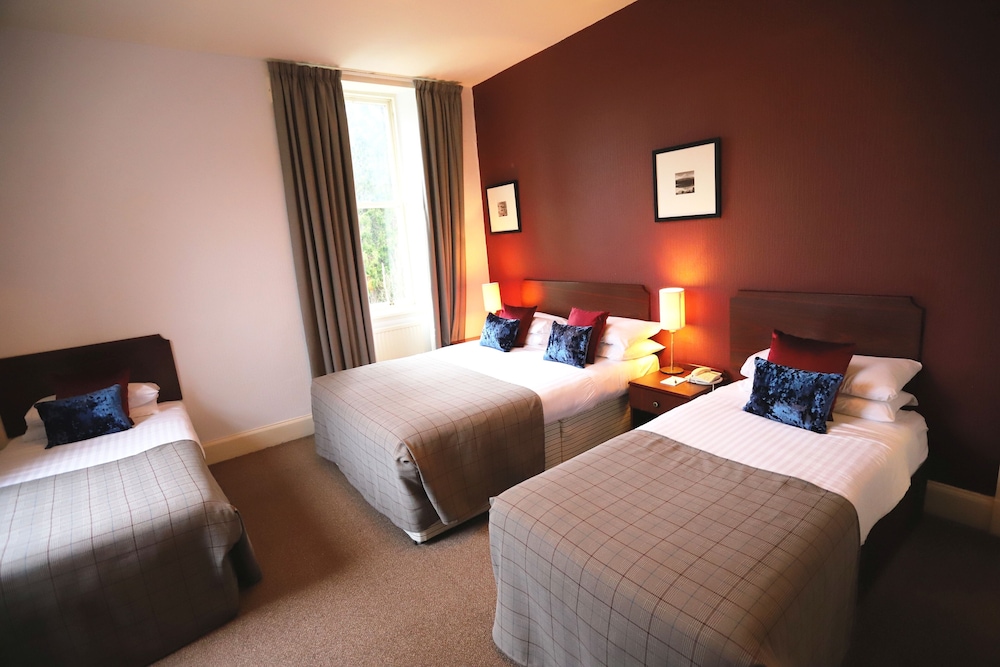 CLASSIC, FAMILY, DOUBLE AND TWIN BEDS, MOUNTAIN VIEW