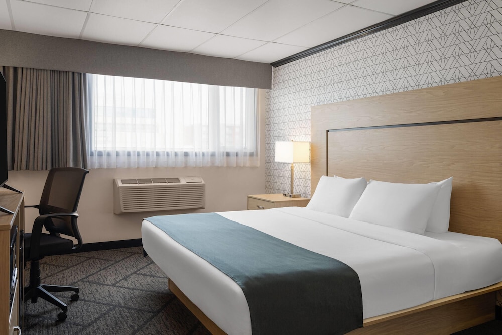 Sternwheeler Hotel & Conference Centre, Trademark by Wyndham 25/56