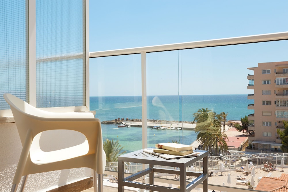 Sunprime Waterfront - Adults Only 25/36