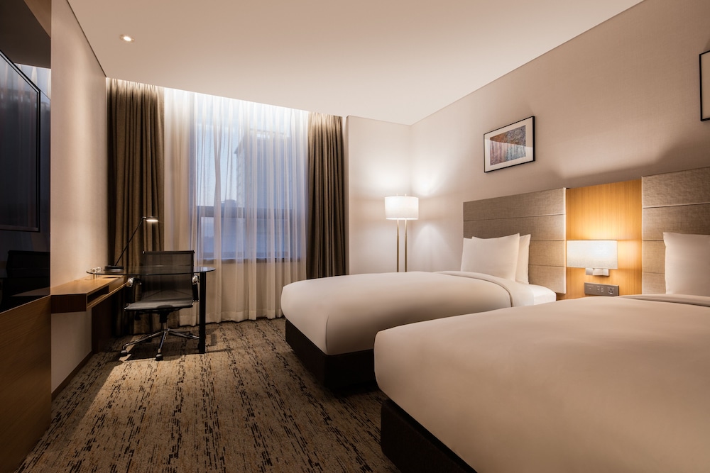 Deluxe, Twin Beds