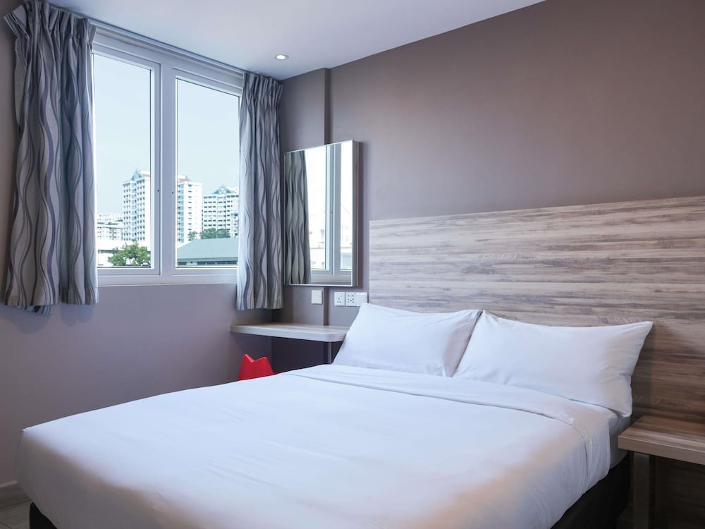 ibis budget Singapore Crystal 33/62