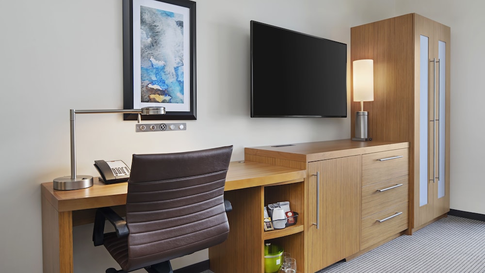 Hyatt Place Jacksonville St. Johns Town Center 11/52