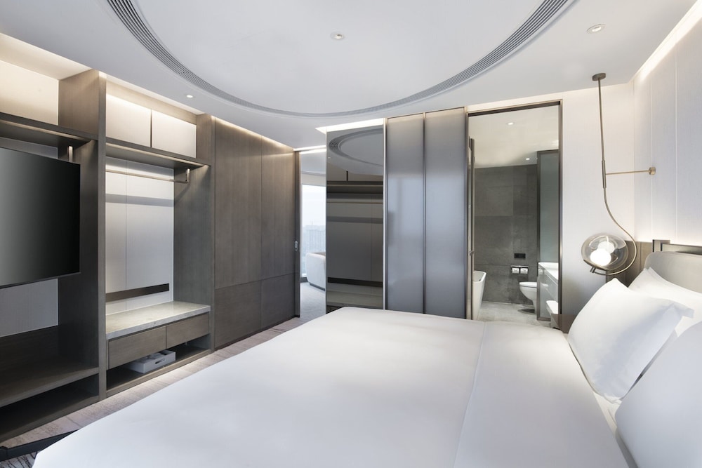CROWNE PLAZA WUHAN OPTICS VALLEY 22/72