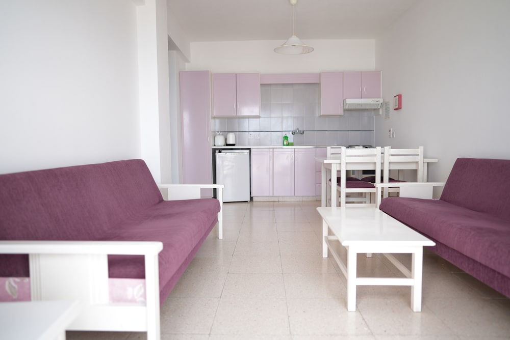 Astreas Beach Hotel 12/50
