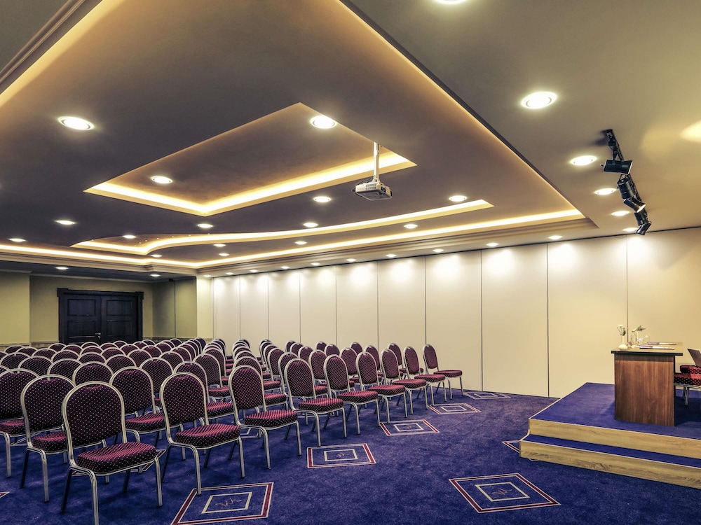 Mercure Tetovo 64/72