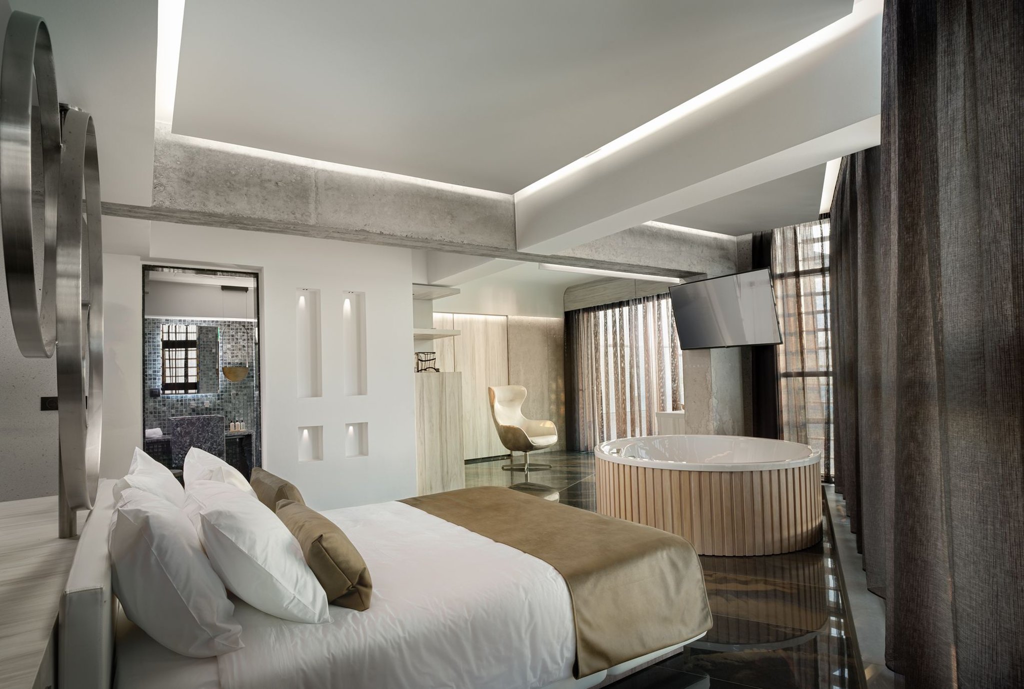 DELUXE, SUITE, SEA VIEW, HOT TUB