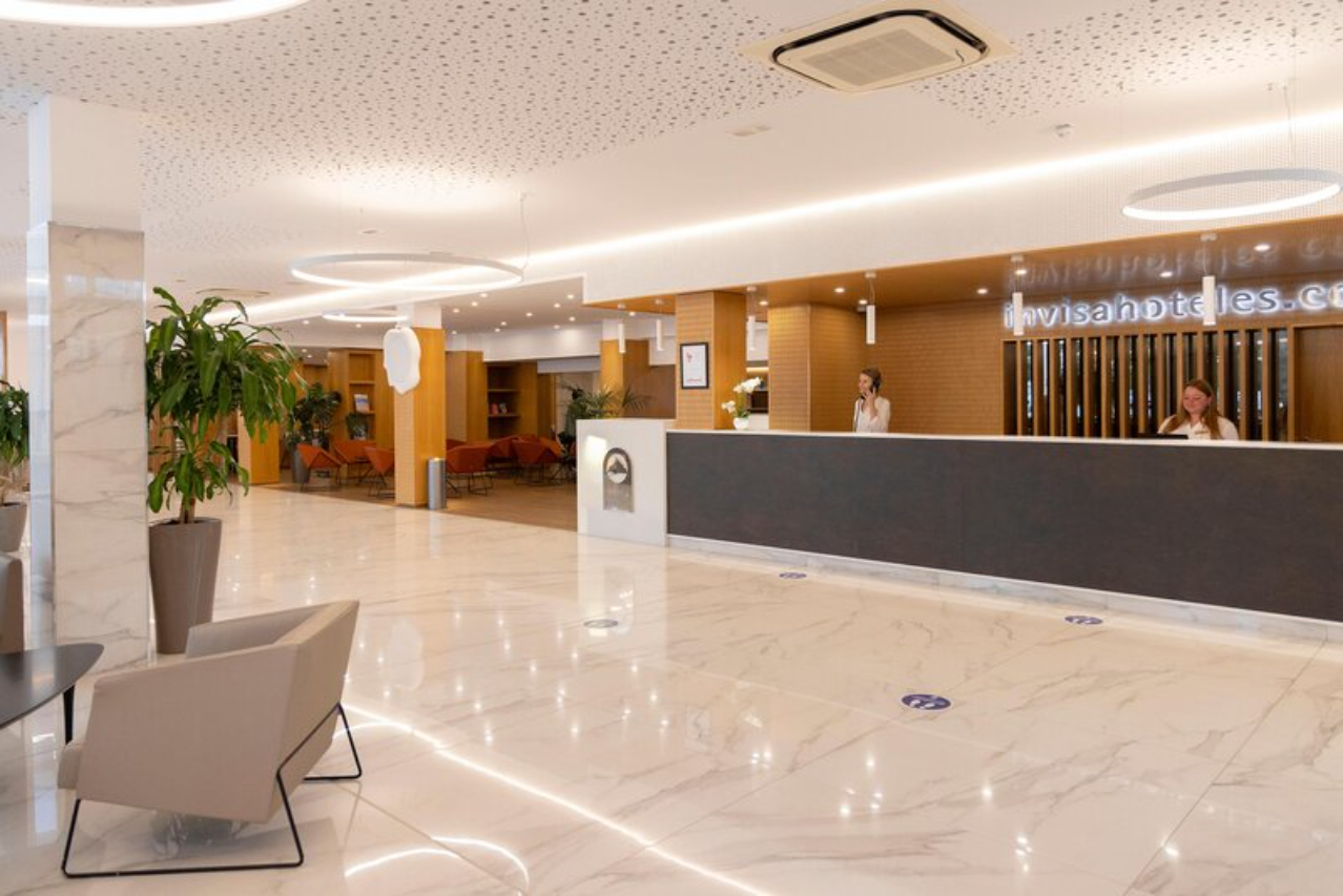 Invisa Hotel Club Cala Verde 12/103
