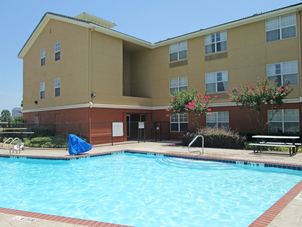Hawthorn Extended Stay by Wyndham Irving Las Colinas 1/69