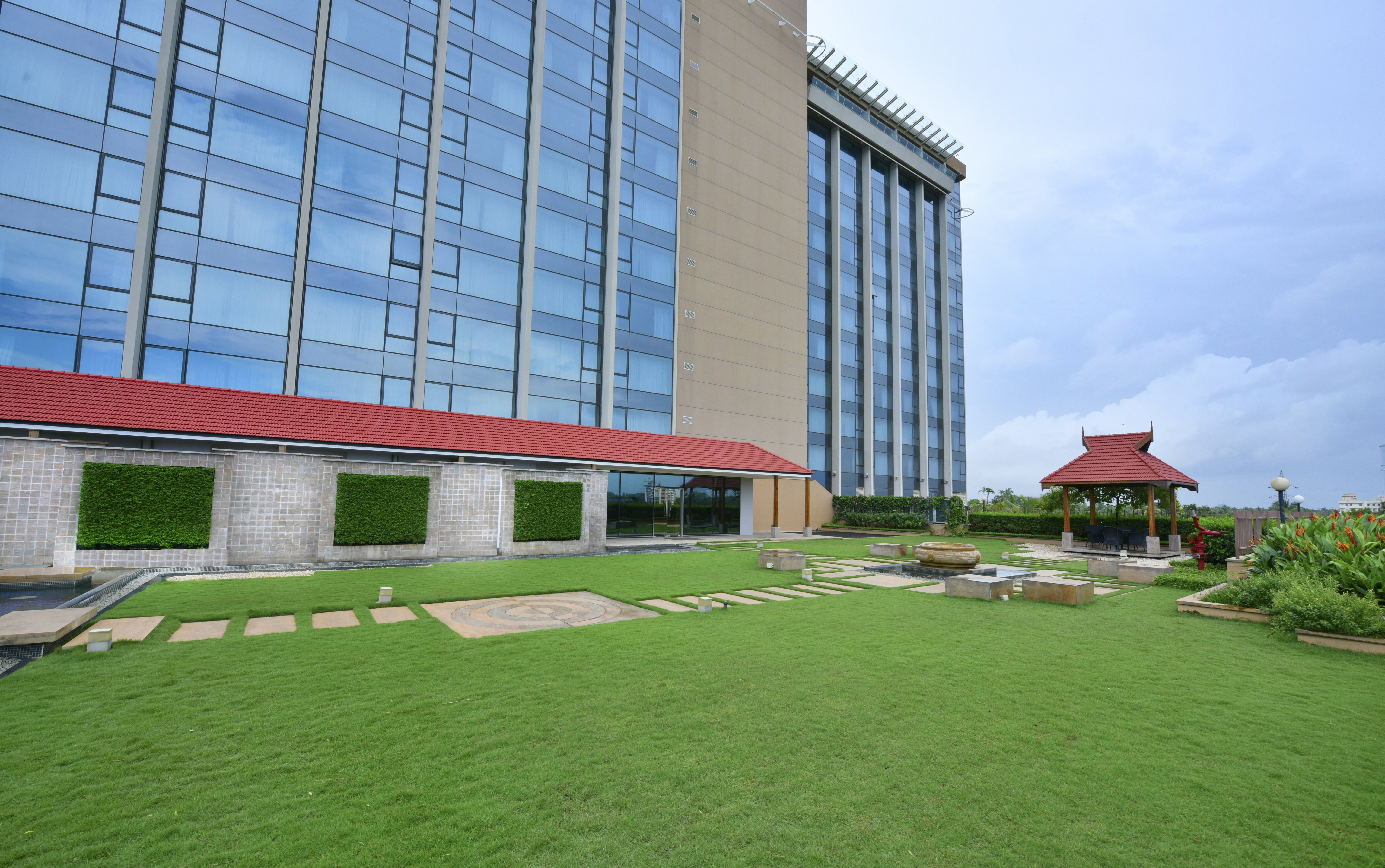 CROWNE PLAZA KOCHI 72/77