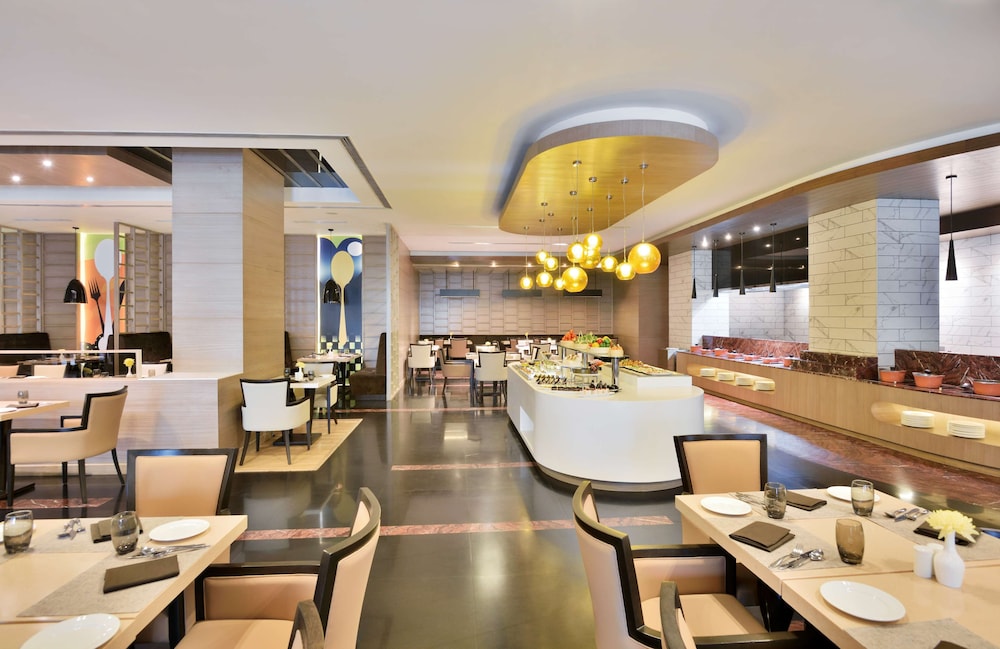 Radisson Gurugram Udyog Vihar 36/48