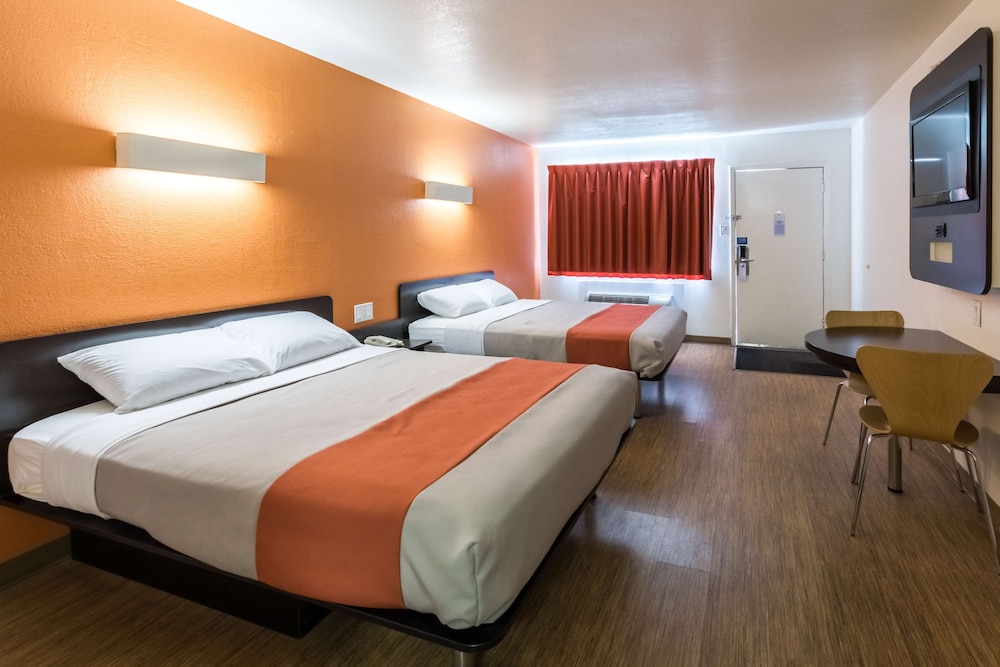 Motel6 Stephenville, TX 23/46