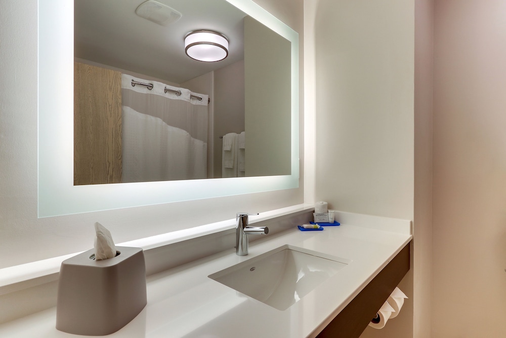 Holiday Inn Express & Suites Corbin, an IHG Hotel 54/61