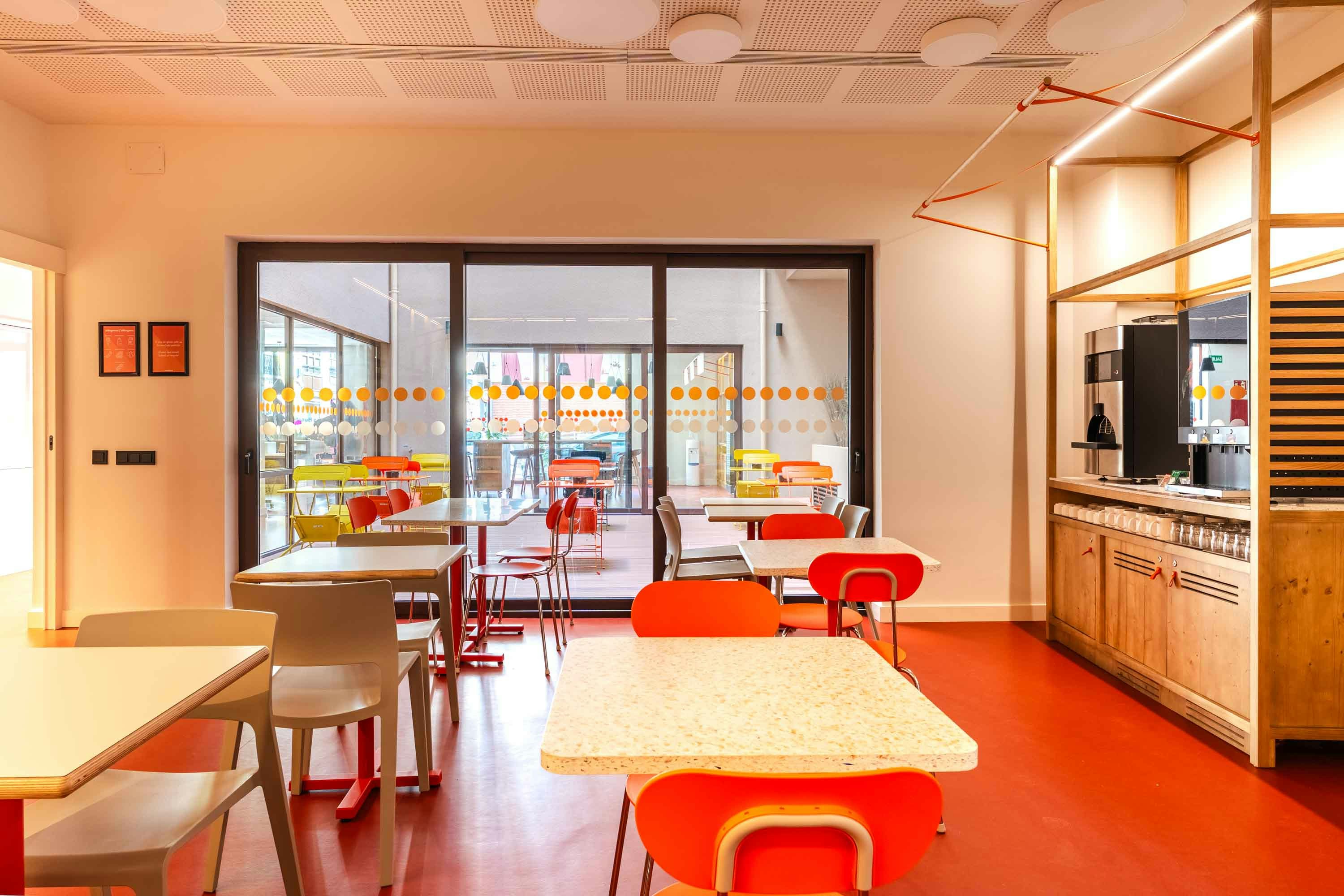 easyHotel Valencia Ciutat Vella 12/13