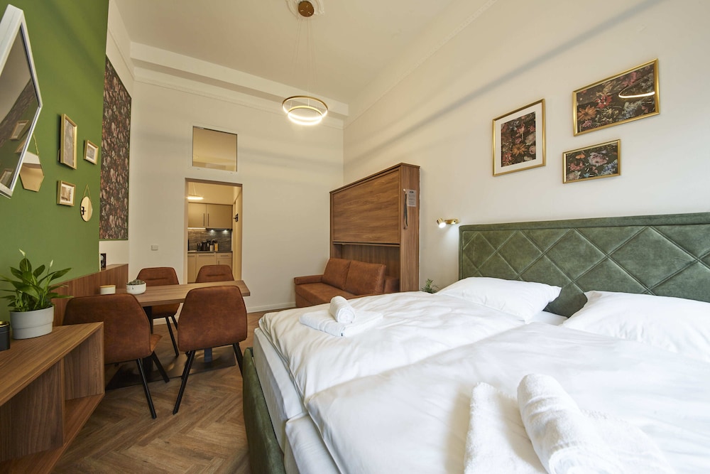 Nove Boutique Apartments 16/50