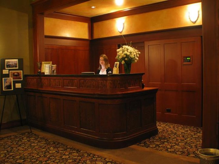 Hotel Elliott 15/77