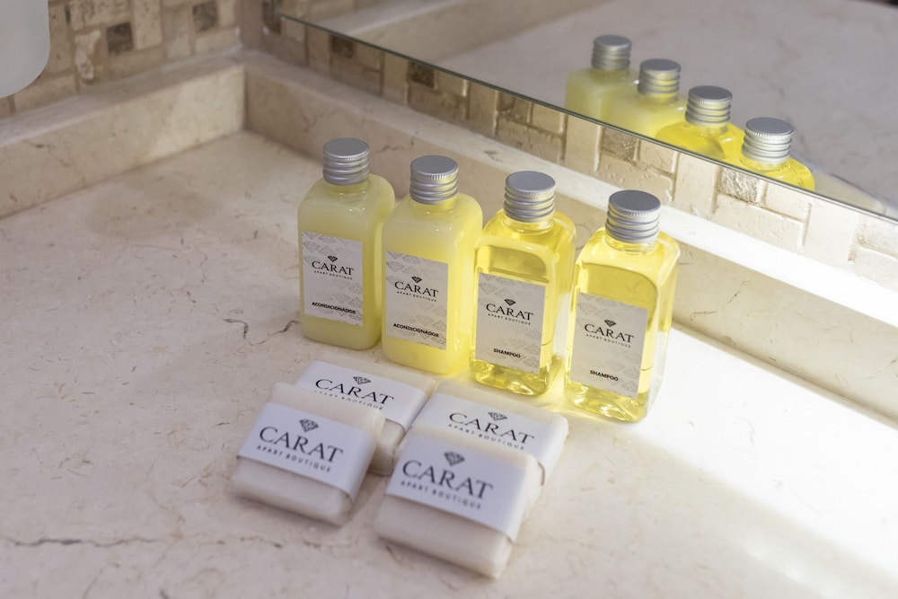 Carat Apart Boutique 6/49