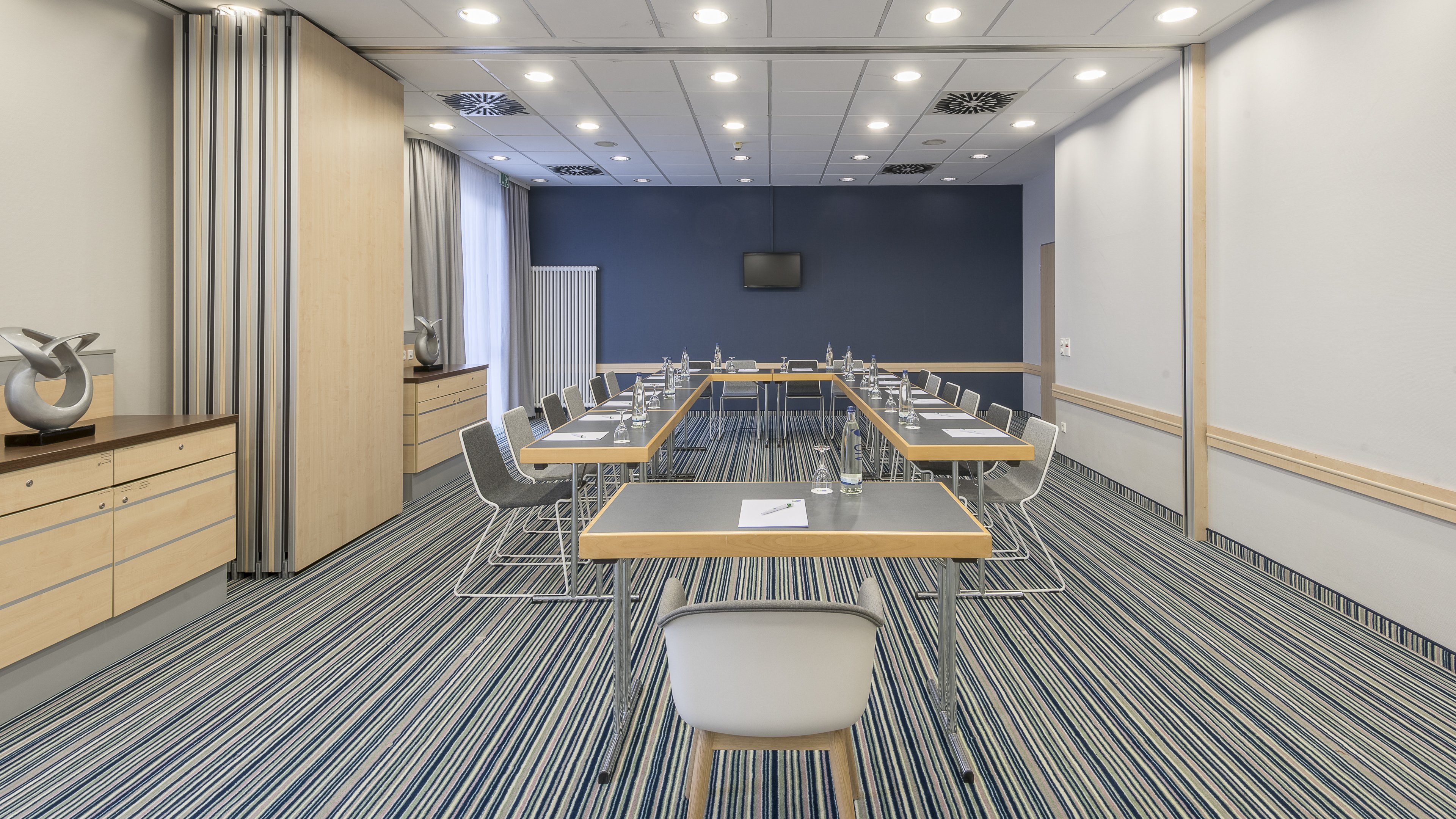 Holiday Inn Express Munich Messe 55/66