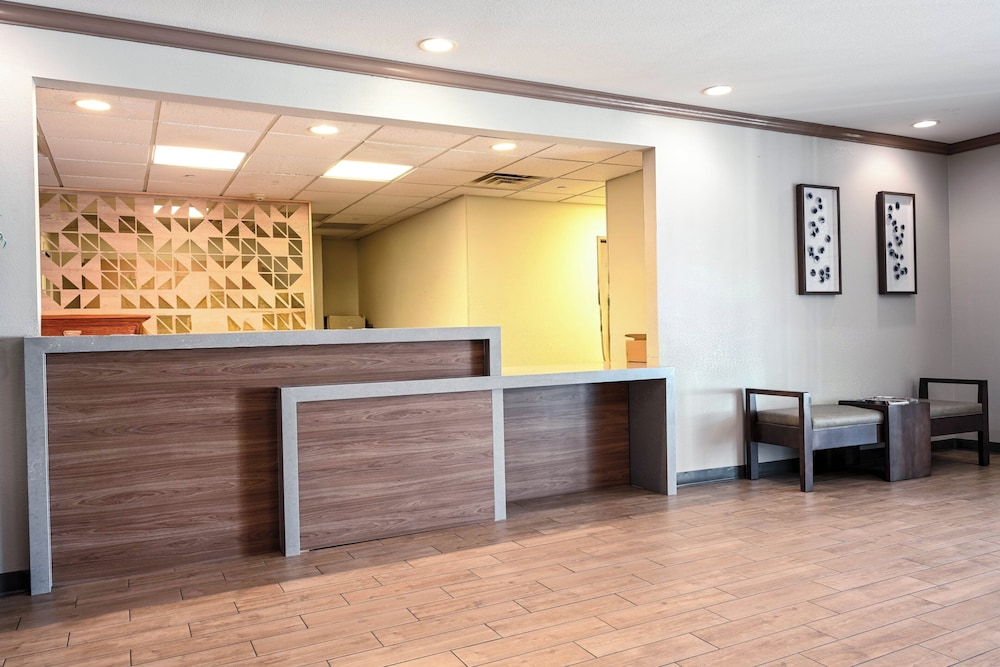 Candlewood Suites Indianapolis Northwest 9/74