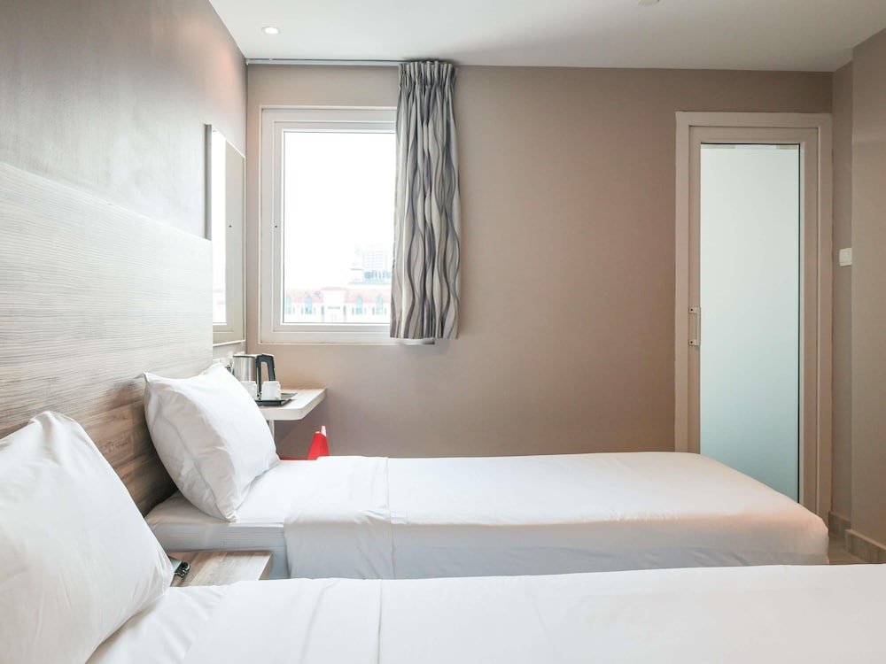 ibis budget Singapore Crystal 19/62