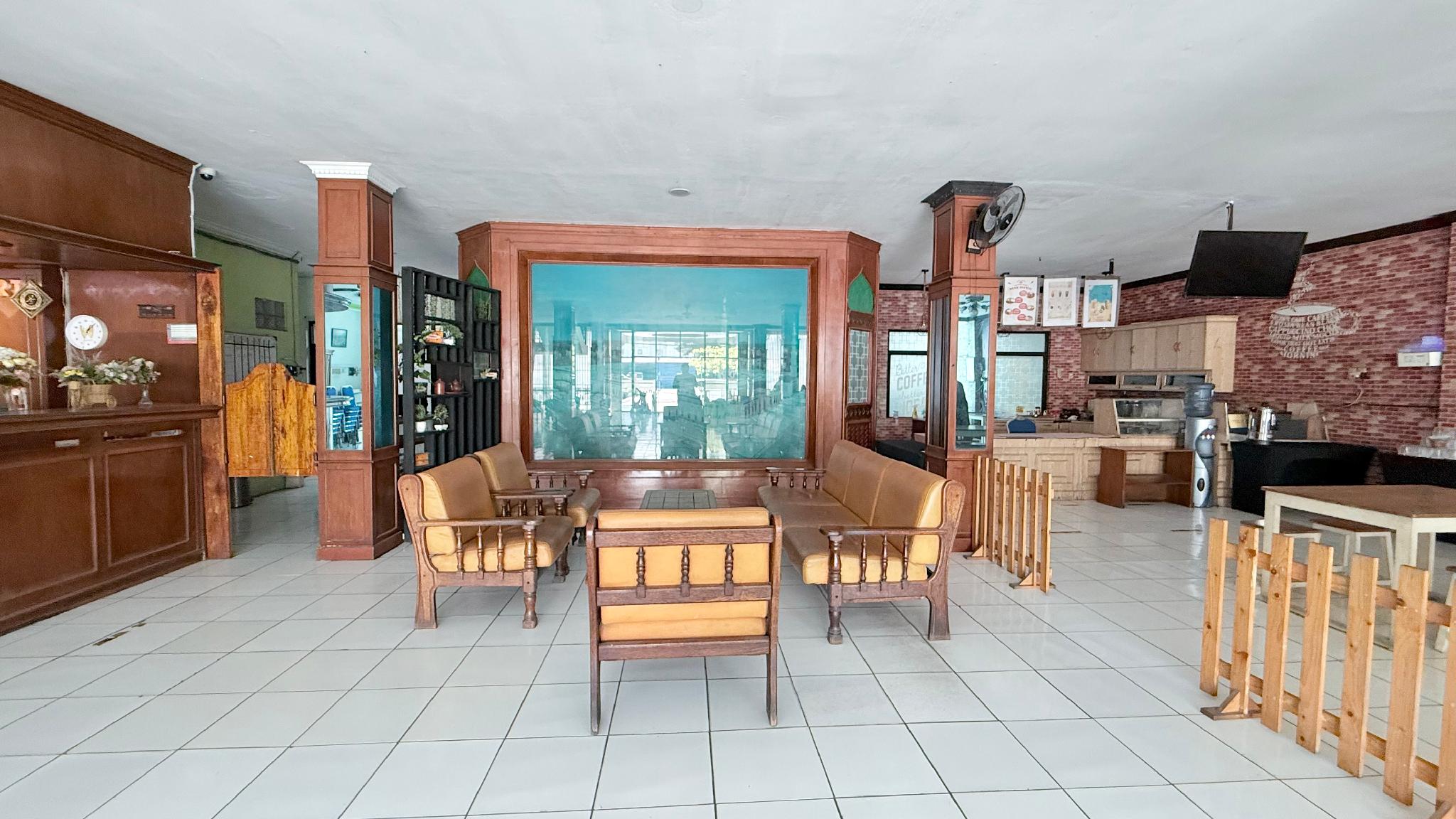 Hotel Huswah 22/40