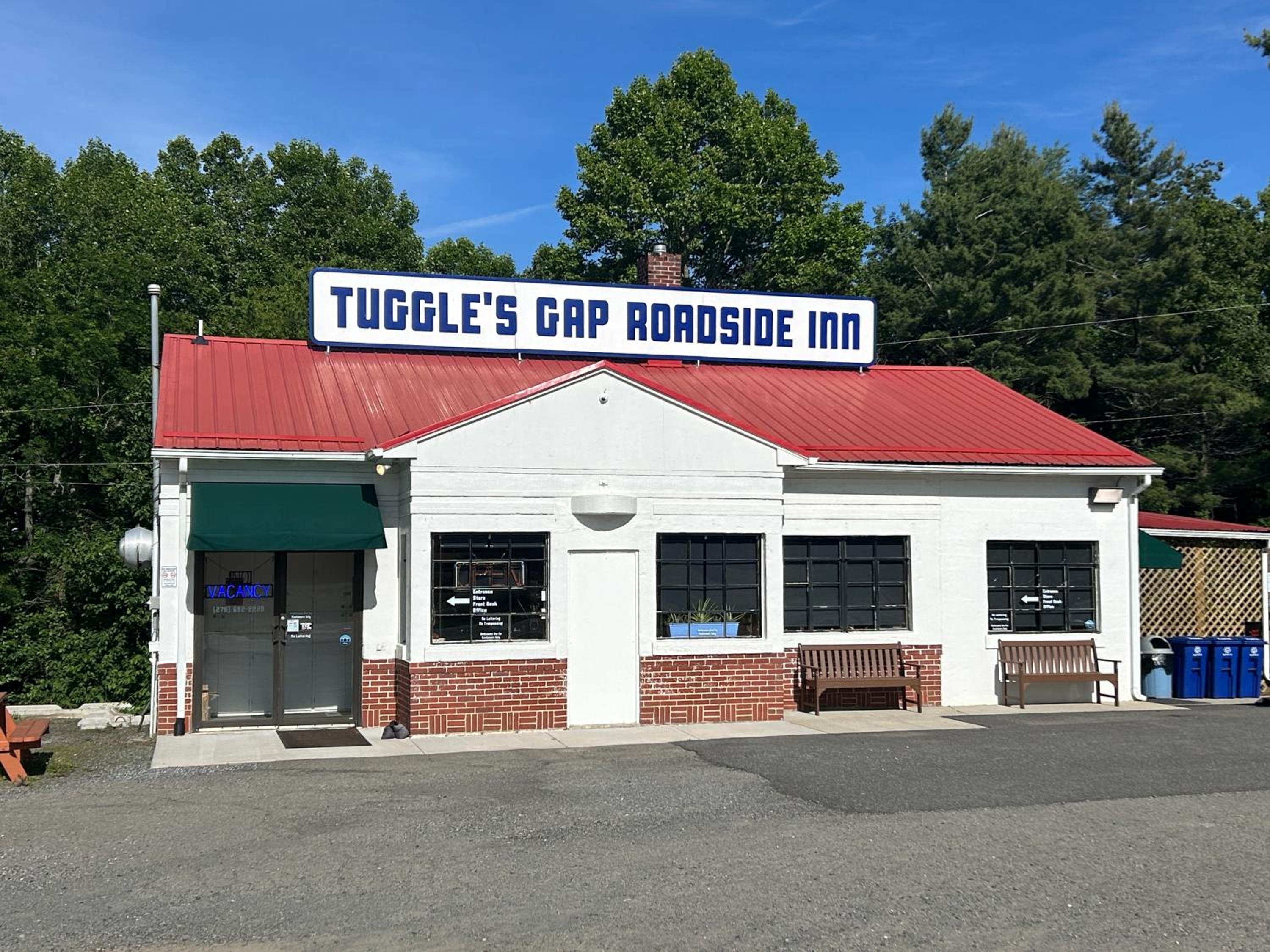 Tuggle's Gap Roadside Inn 1/7